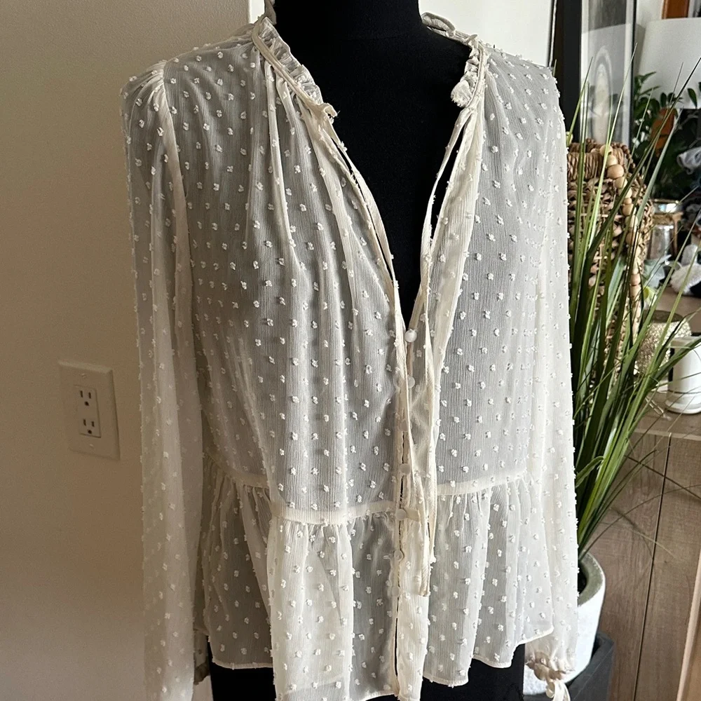 Zara Elegant Cream Dot Blouse - Size XL - Picture 2 of 12